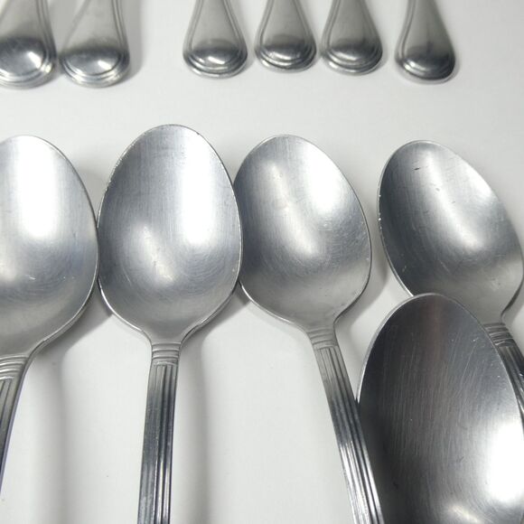 Pfaltzgraff Sturbridge Stainless Flatware Lot 44pcs - Picture 5 of 10